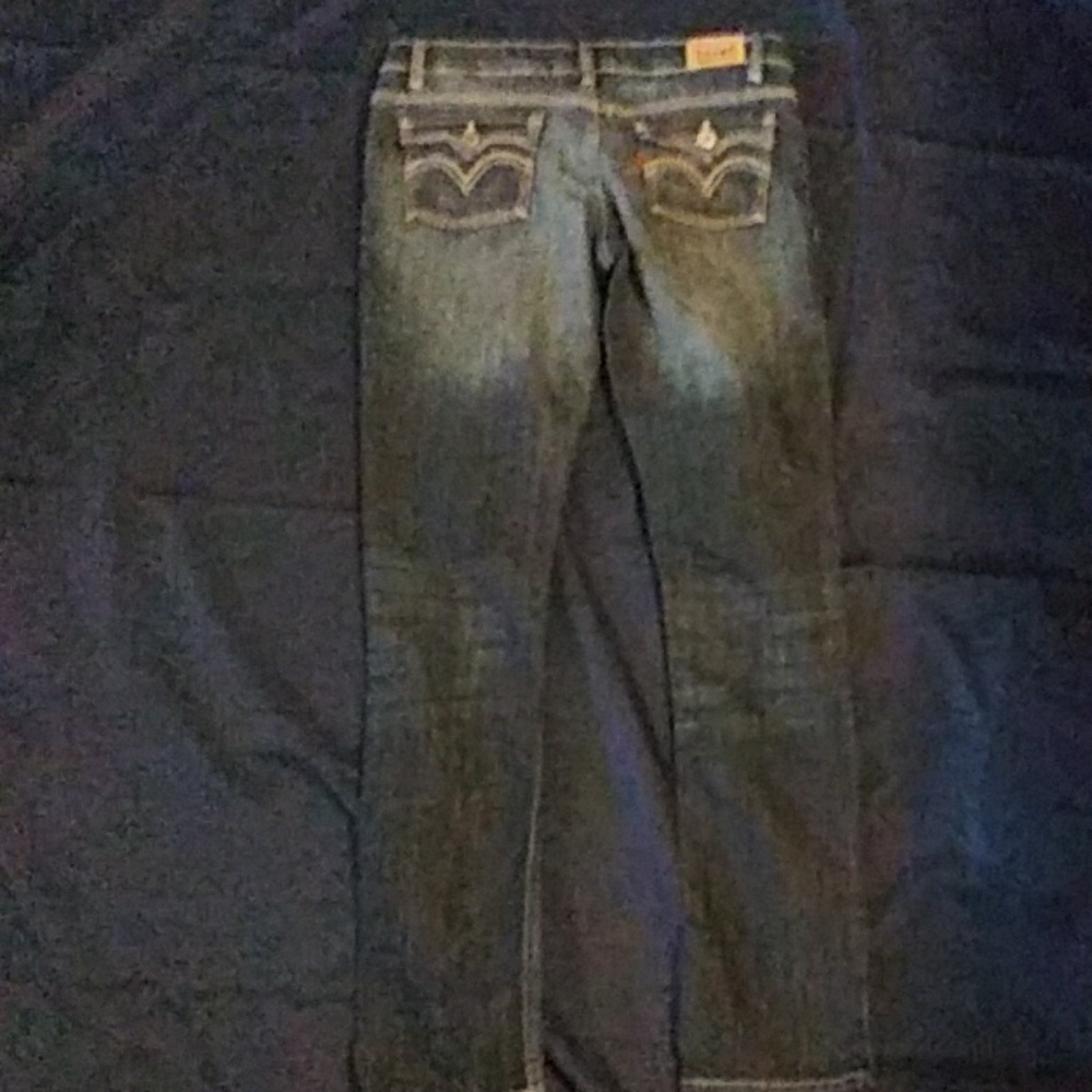 Levis - Picture 2 of 4
